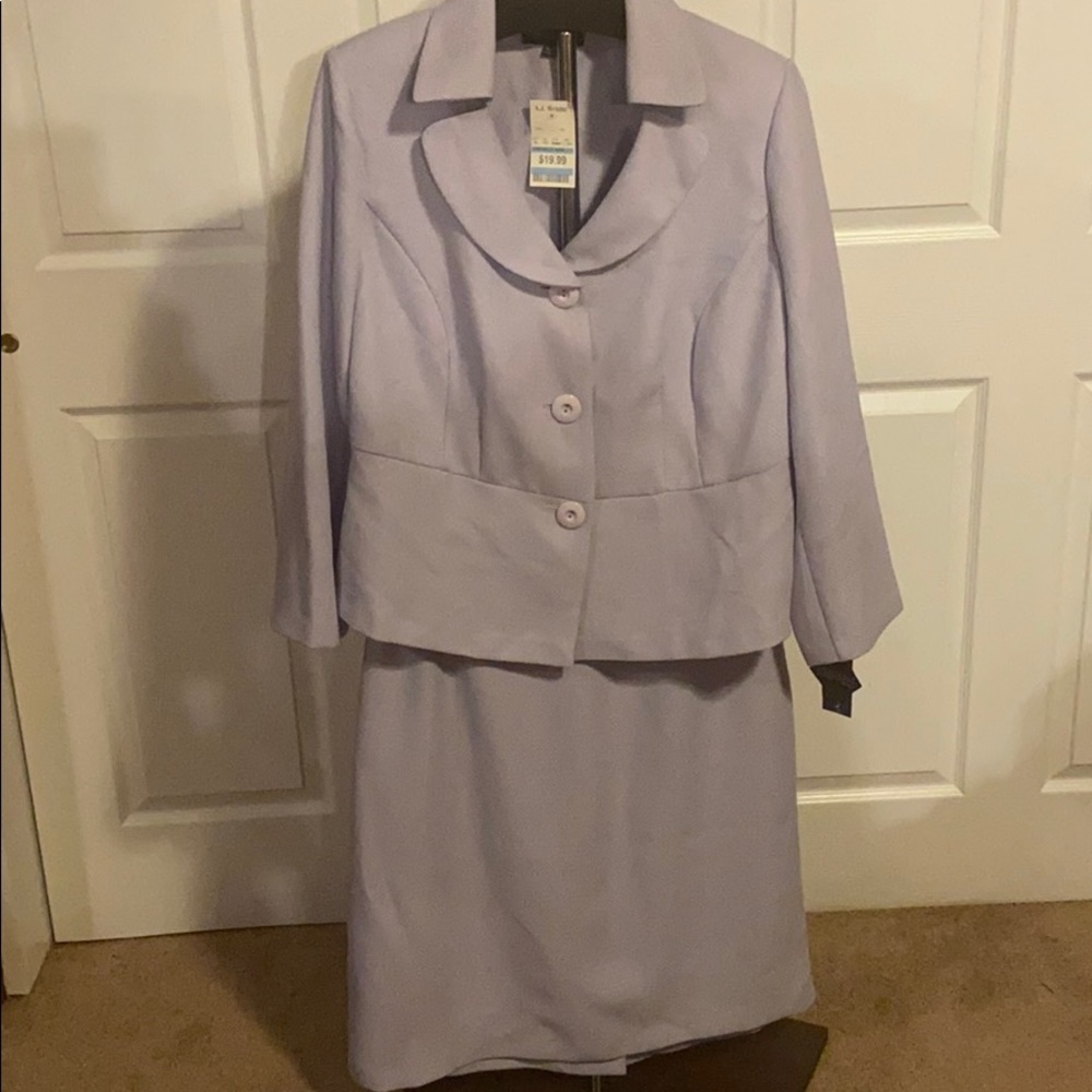 First Lady Lilac 2PC Skirt Suit 16W, NWT
